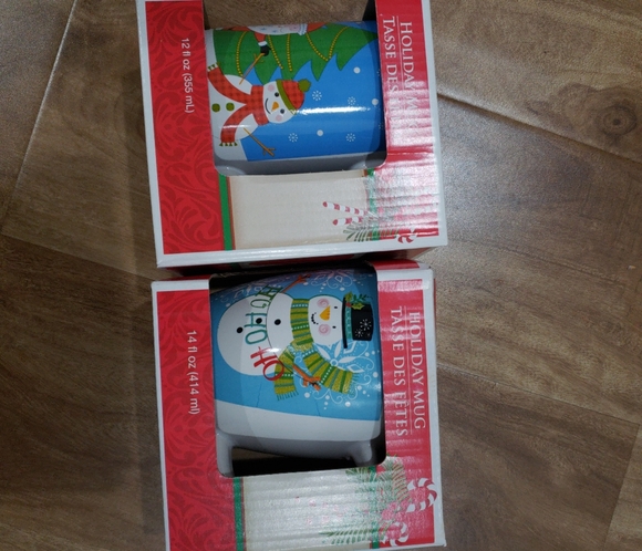 Christmas mugs 12onz & 14 onz - Picture 3 of 3